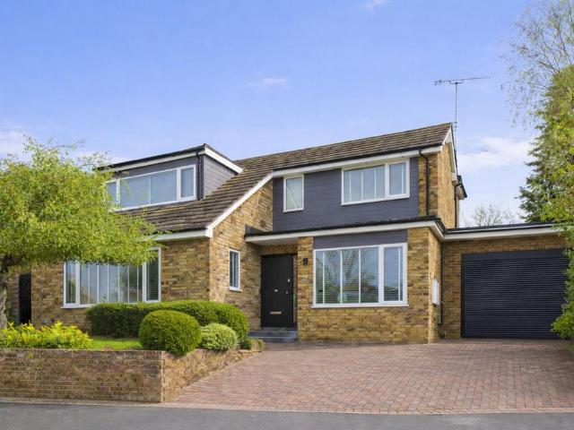 House for sale in Hammerfield, Pouchen End