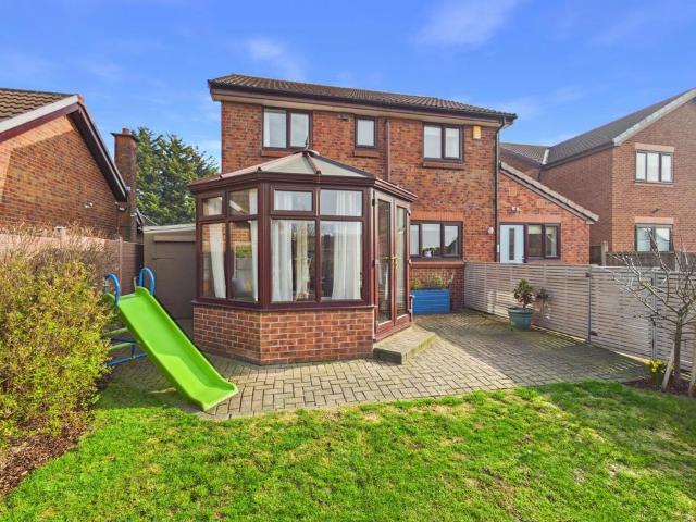 House for sale in Pontefract, West Yorkshire