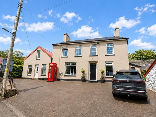 House for sale in Cynwyl Gaeo, Pumsaint