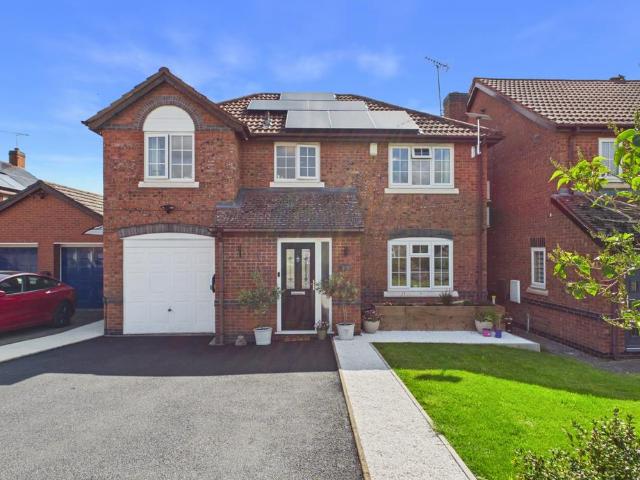 House for sale in Alderminster, Warwickshire