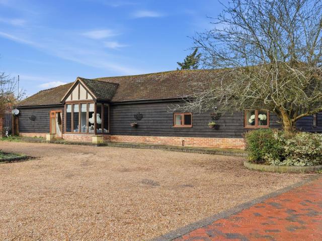 House for sale in Pilgrims' Hatch, Navestock Side
