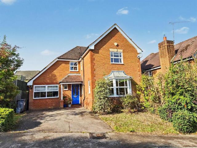 House for sale in Shenleybury, Hertsmere