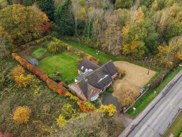 House for sale in Mickleover, East Midlands