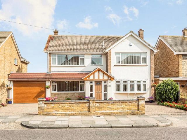 House for sale in North Shoebury, Alton Barnes