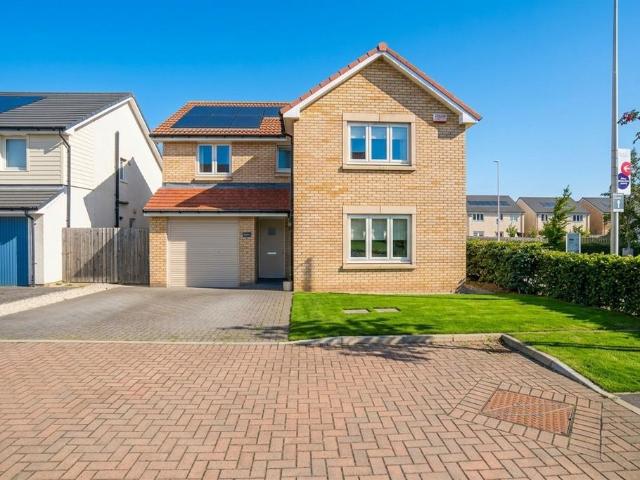 House for sale in Calderwood, Ormiston