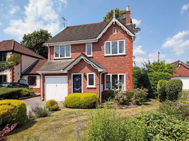 House for sale in Timperley, Trafford Park