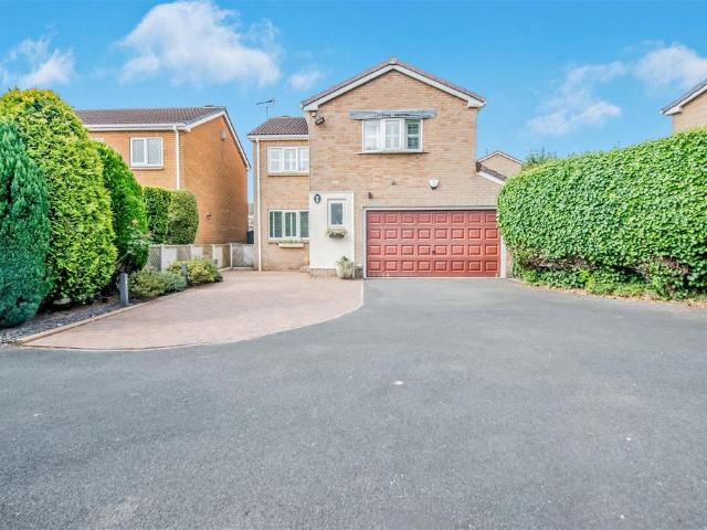 House for sale in Pudsey, West Yorkshire