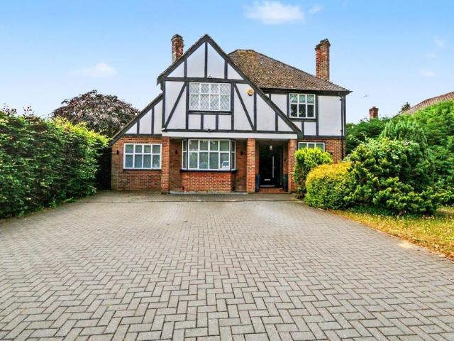 House for sale in Radlett, Hertsmere