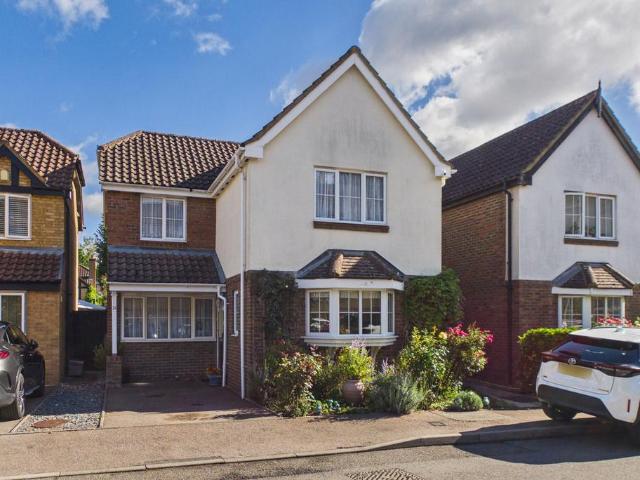 House for sale in Pouchen End, Hertfordshire