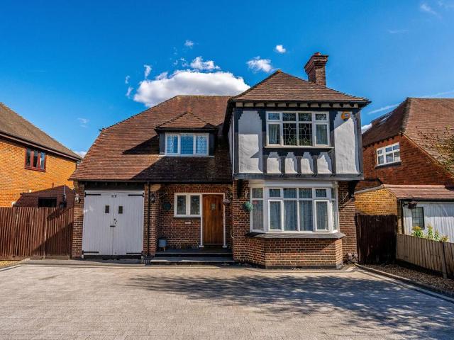 House for sale in London Borough of Bromley, Greater London