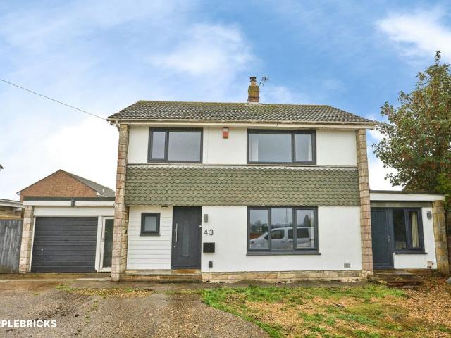 House for sale in Gunville, Carisbrooke