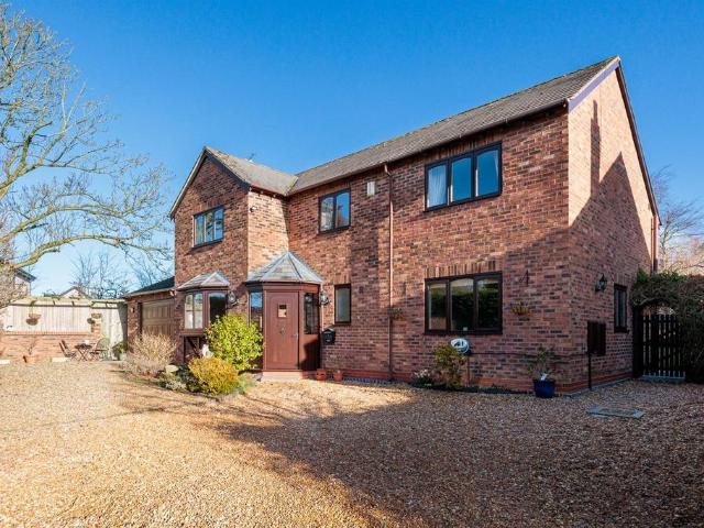 House for sale in Kelsall, Cheshire