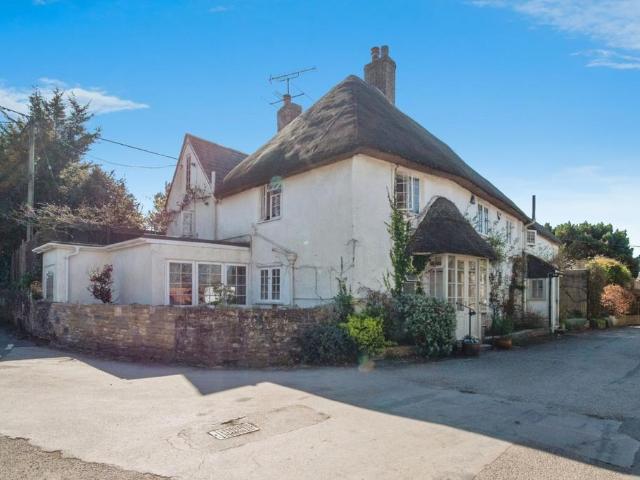 House for sale in Charminster, East Dorset