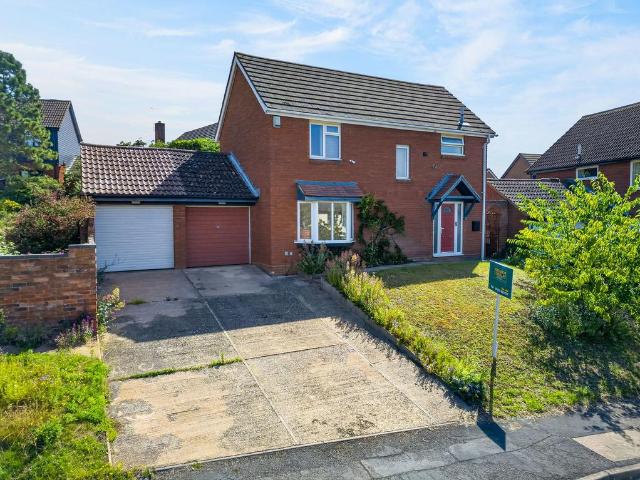 House for sale in Irthlingborough
