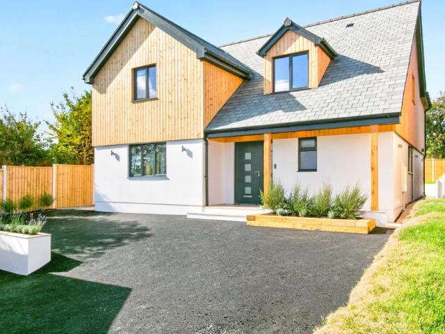 House for sale in Lelant, Cornwall