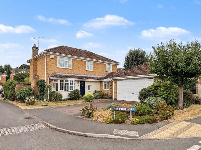 House for sale in Crick, Northamptonshire