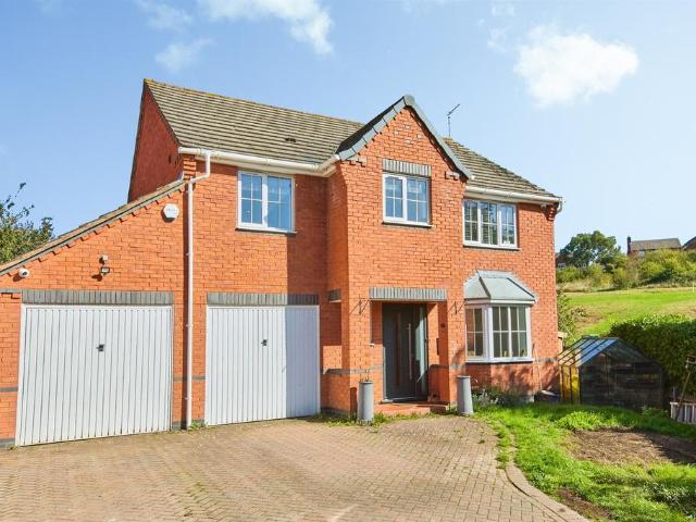 House for sale in Burton upon Trent, East Staffordshire