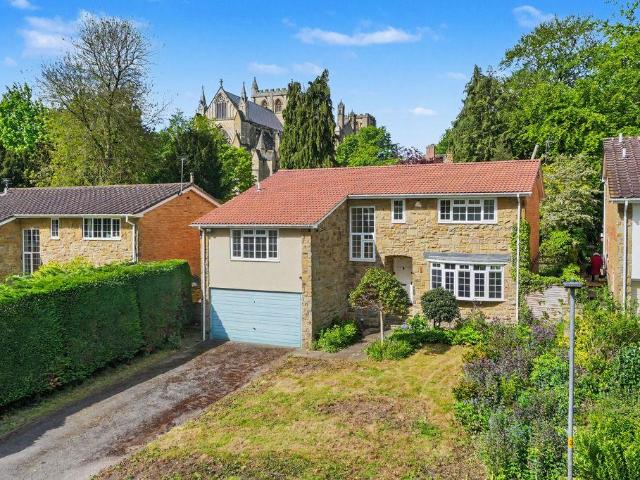 House for sale in Ripon, North Yorkshire
