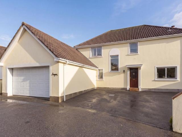 House for sale in Jersey Marine, Wales