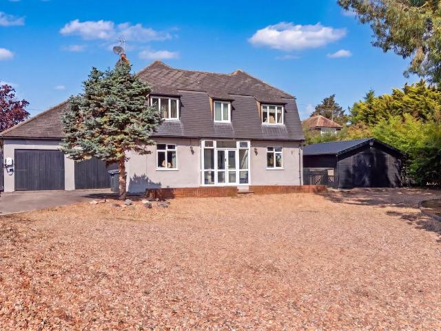 House for sale in Chelmsford, Essex