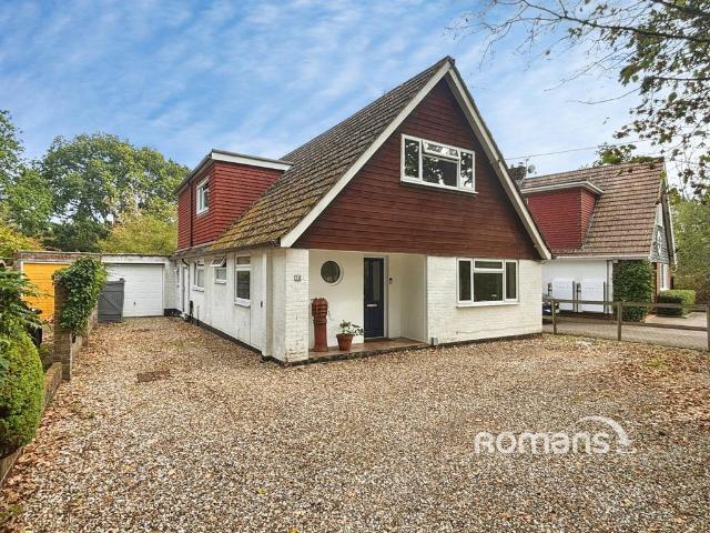 House for sale in Moulsham Green, Hart
