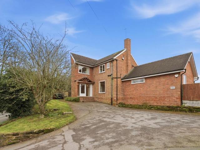 House for sale in Bromsgrove, Worcestershire
