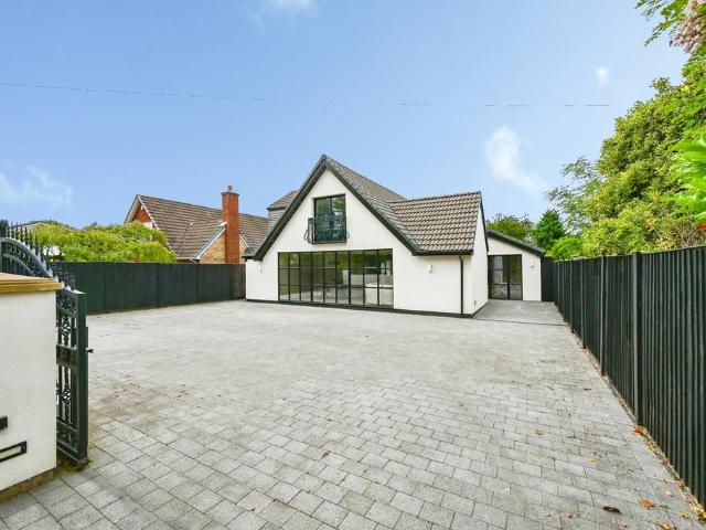 House for sale in Formby, Sefton
