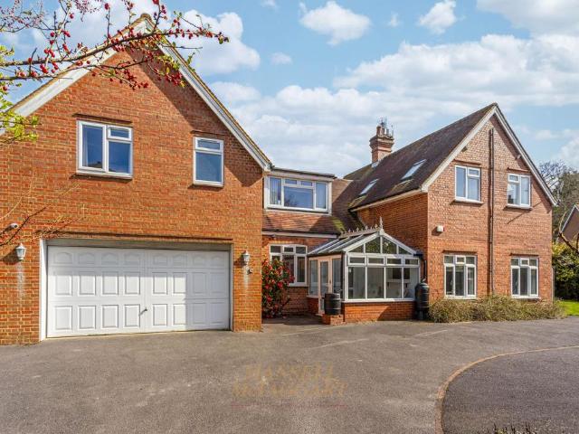 House for sale in Ashplats, Perryfields