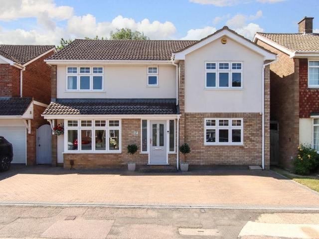 House for sale in Pouchen End, Hertfordshire