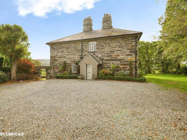House for sale in Talsarnau, Wales