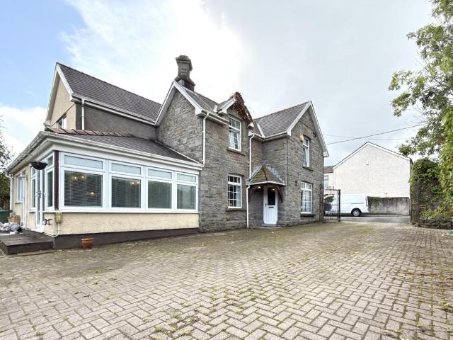House for sale in Aberaman North, Aberdare