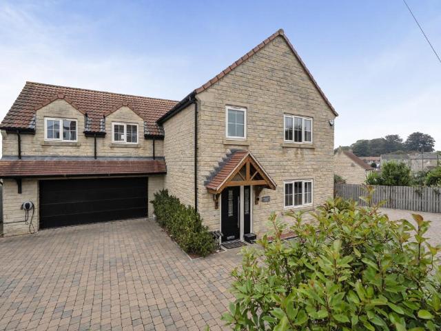 House for sale in Fairburn, York and North Yorkshire