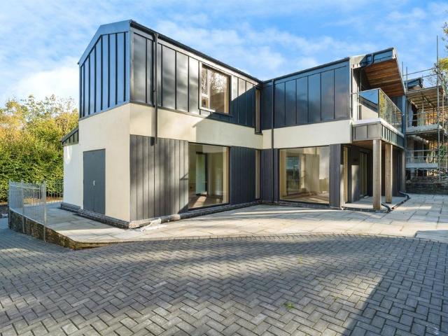 House for sale in Cwmafan, Wales