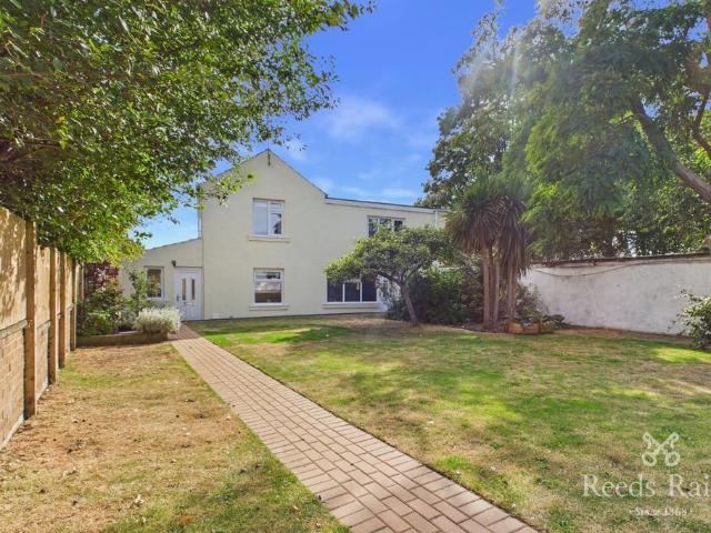 House for sale in Dinnington St. John's, Dinnington