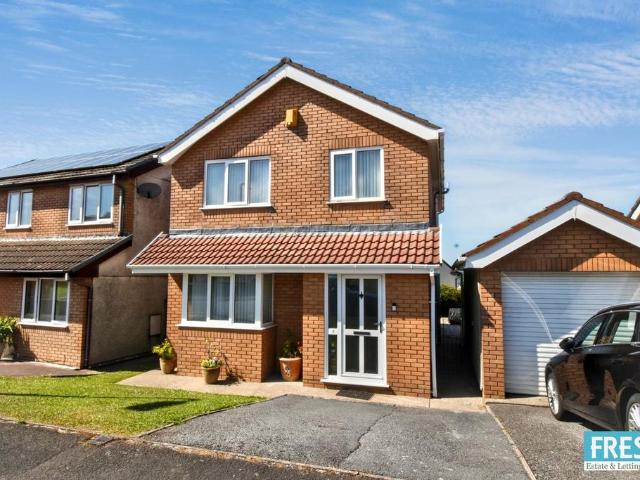 House for sale in Nangreaves, Wales