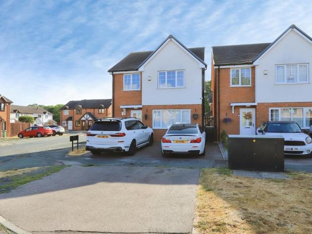 House for sale in Snapes Green, West Midlands
