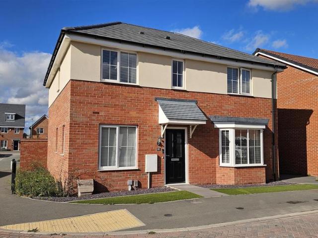House for sale in Barton In Fabis, East Midlands