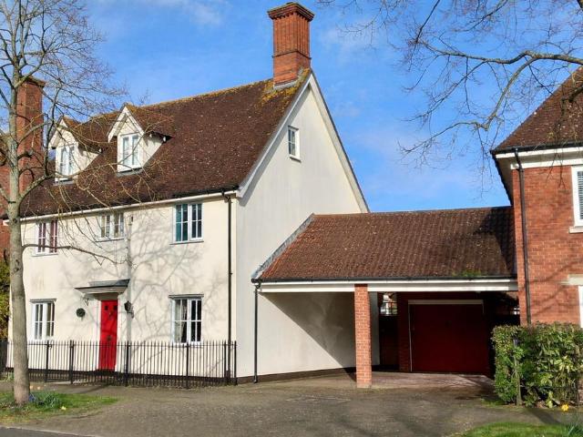 House for sale in Chipping Hill, Essex