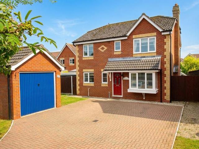 House for sale in Stokesby, Norfolk