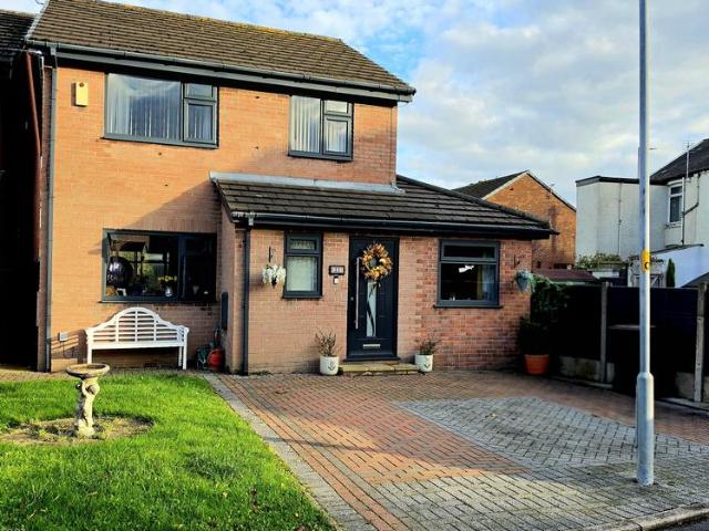 House for sale in Audenshaw, Tameside
