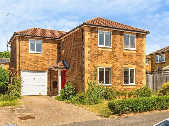 House for sale in Goddards' Green, Perryfields