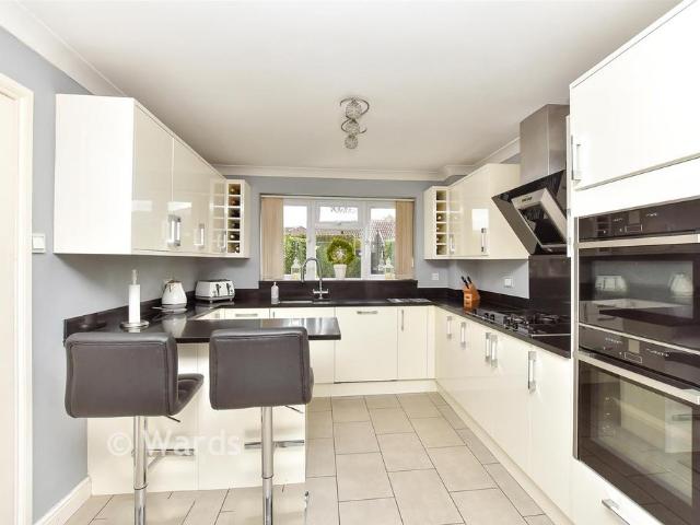 House for sale in West Kingsdown, Sevenoaks