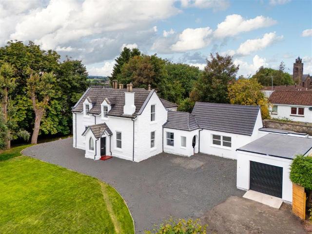 House for sale in Bathgate, Scotland