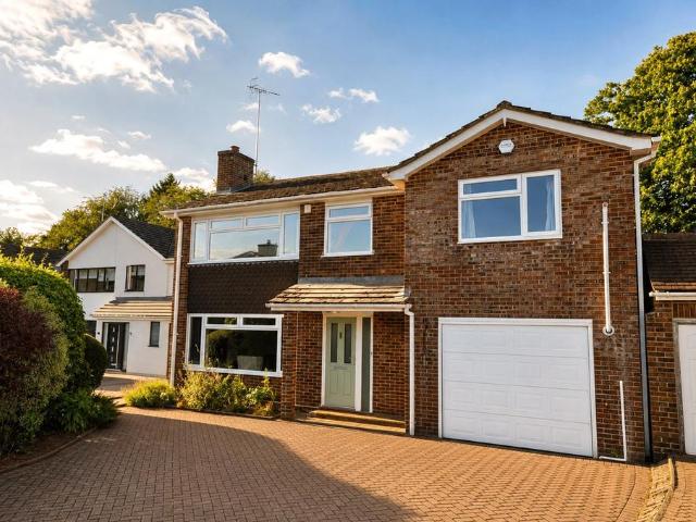 House for sale in Busbridge, Fole
