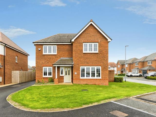 House for sale in Llay