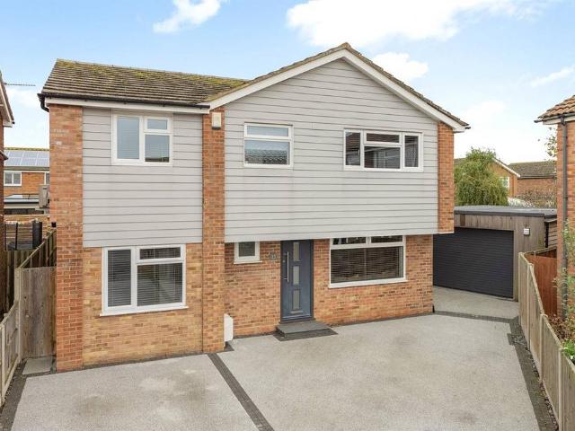 House for sale in Beltinge, The Bridge