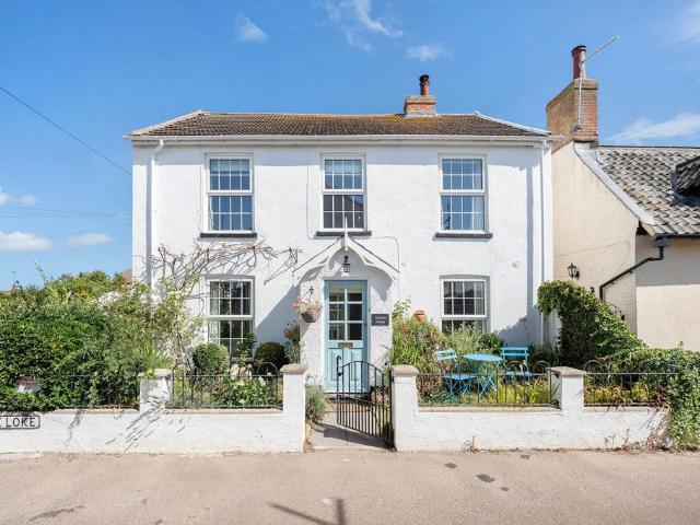House for sale in Stokesby, Norfolk