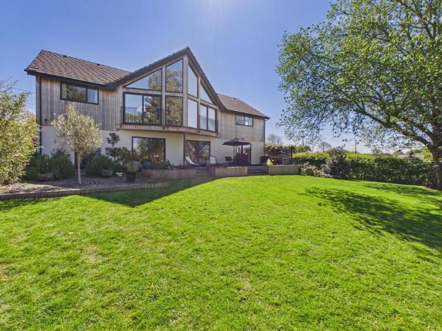 House for sale in Huntingdon, Cambridgeshire