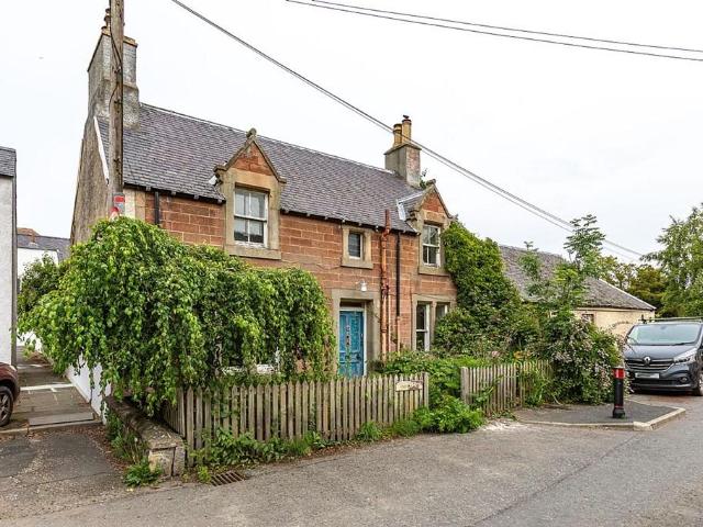 House for sale in Lilliesleaf, Scotland