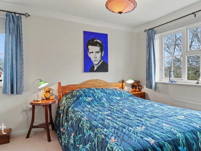 House for sale in Bybrook, Bridgefield